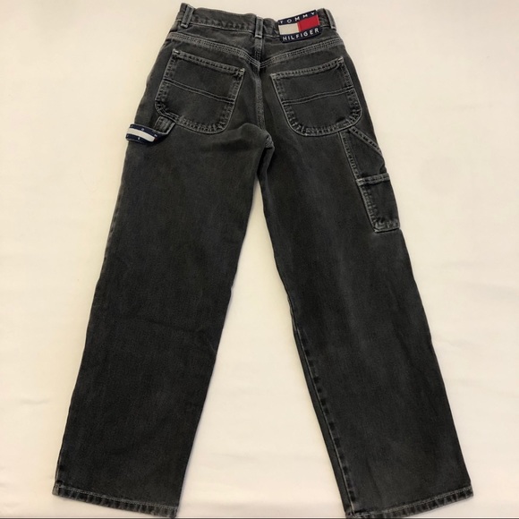 ❌SOLD❌DARK WASH TOMMY HILFIGER CARGO PANTS - Picture 4 of 7